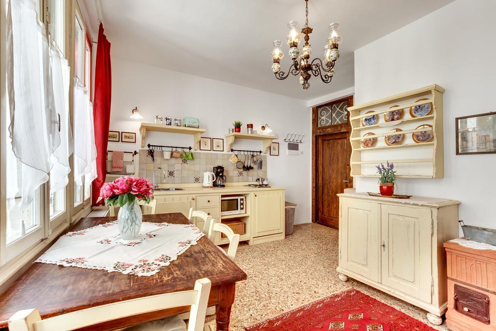 Ca' Badoer Frari Apartamento Veneza Exterior foto