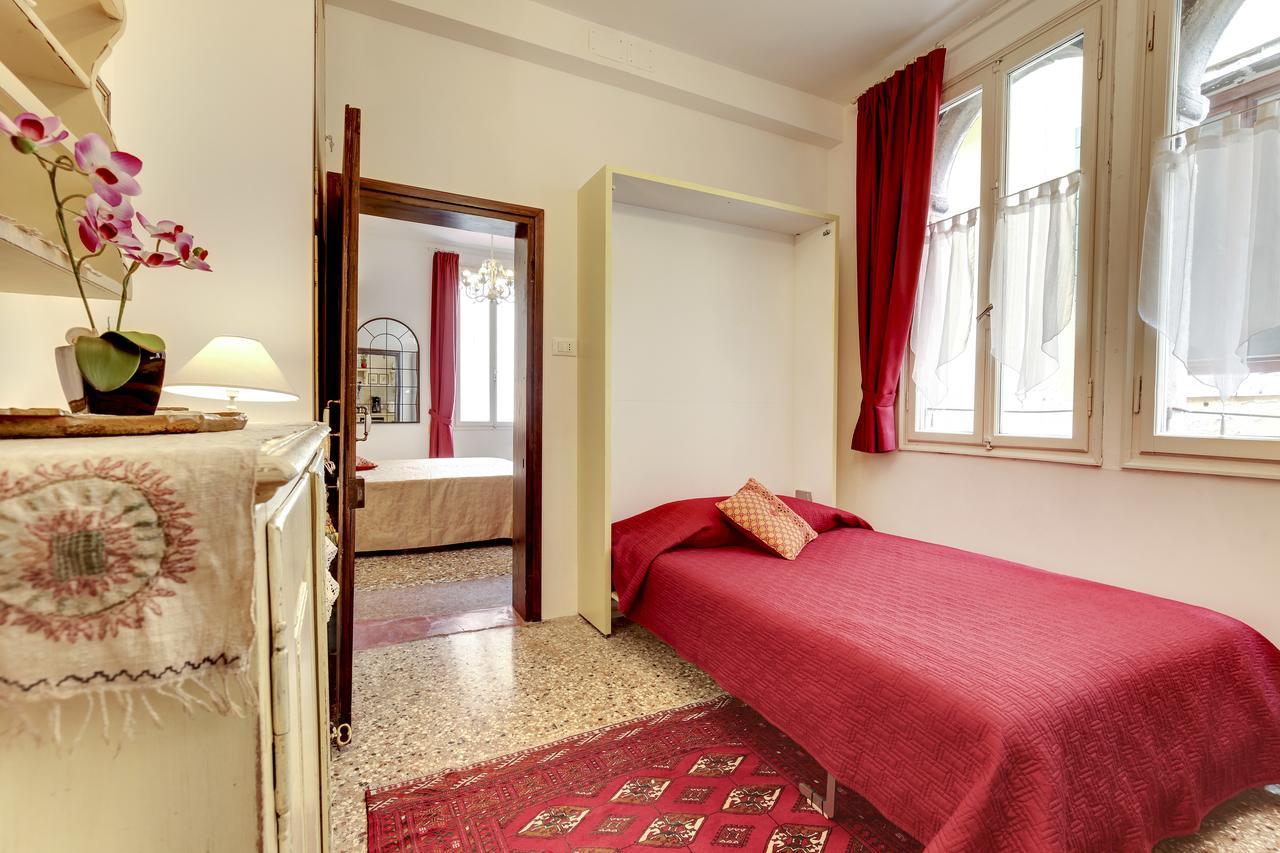 Ca' Badoer Frari Apartamento Veneza Exterior foto