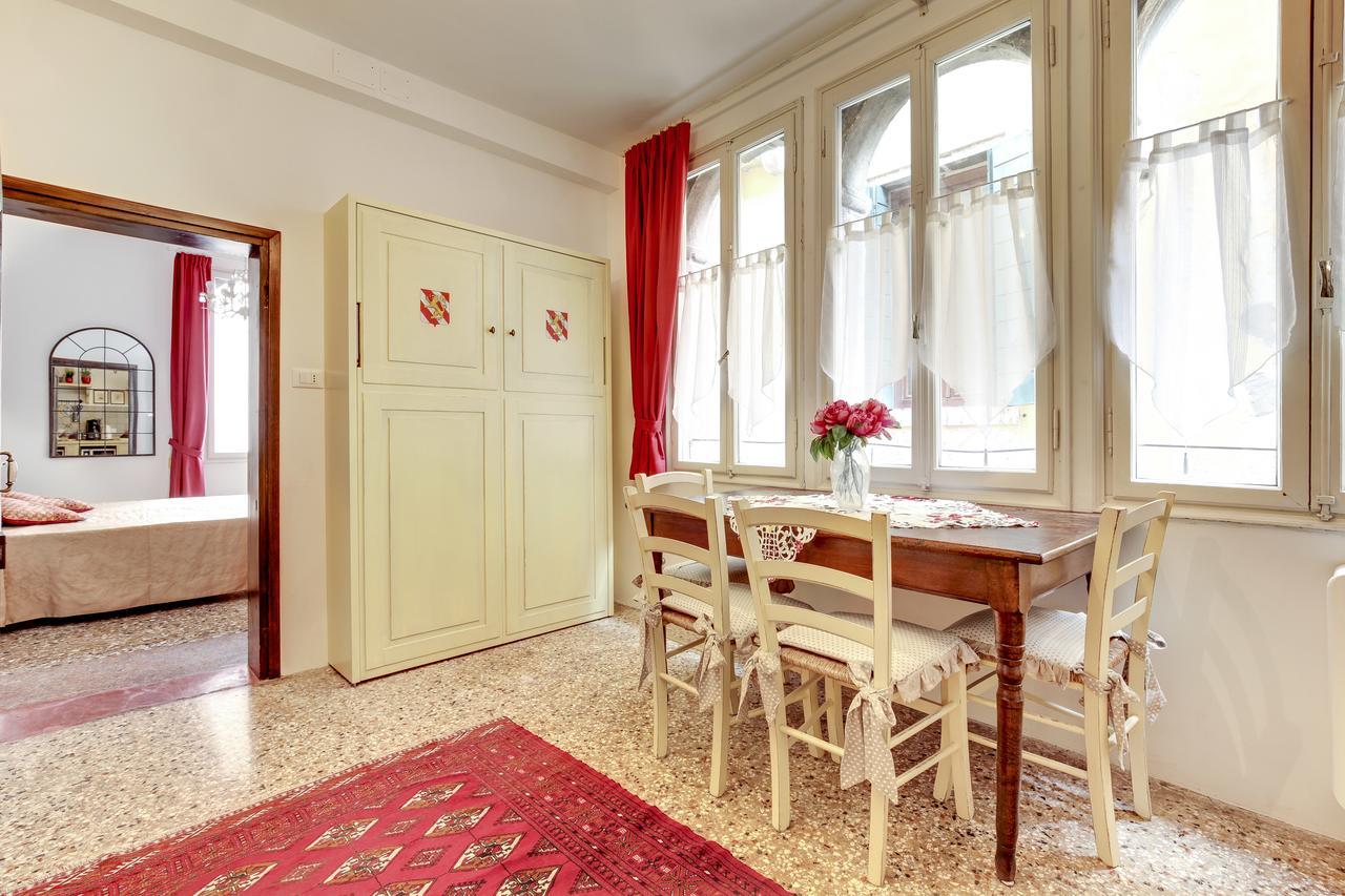 Ca' Badoer Frari Apartamento Veneza Exterior foto