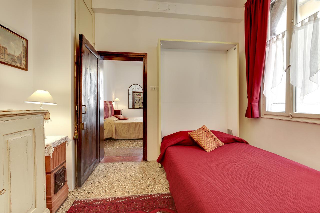 Ca' Badoer Frari Apartamento Veneza Exterior foto