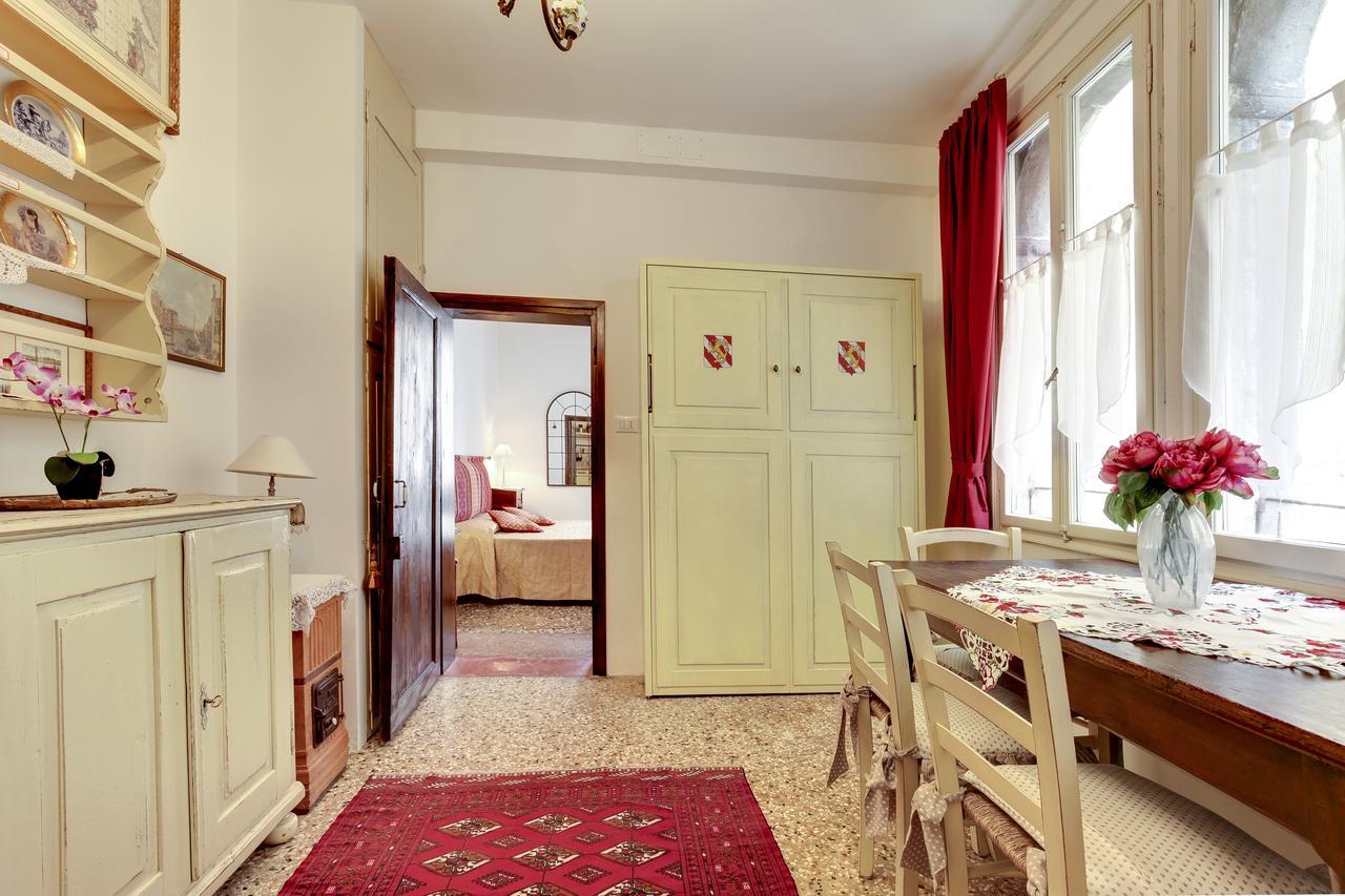 Ca' Badoer Frari Apartamento Veneza Exterior foto
